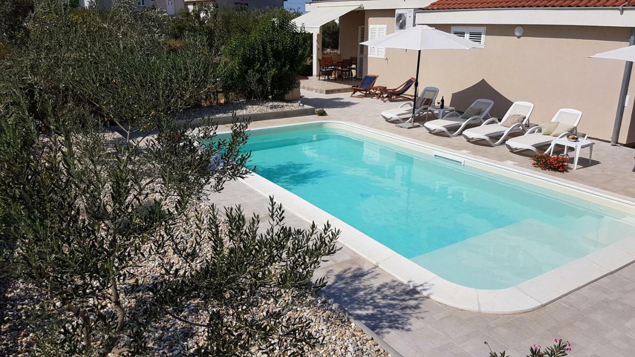 Apartmani Vila Karla, Dobropoljana, Otok Pasman Zewnętrze zdjęcie
