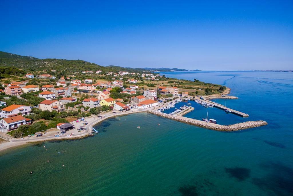 Apartmani Vila Karla, Dobropoljana, Otok Pasman Zewnętrze zdjęcie